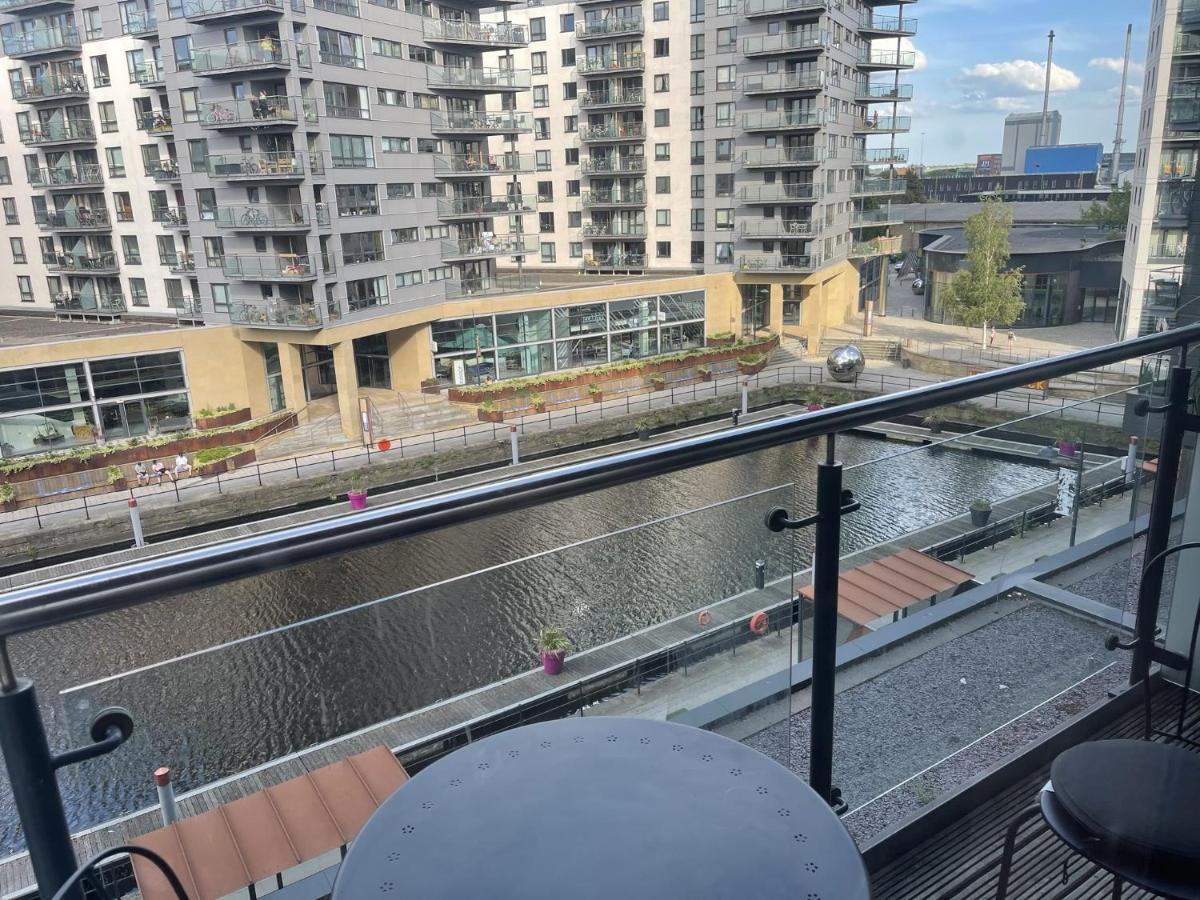 Deluxe City Apt, Beautiful River View,Free Parking No Balcony Leeds  Exterior foto